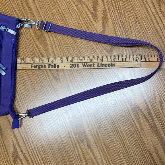 Baggallini Original Every Day Bag RFID Crossbody - Picture 8 of 9